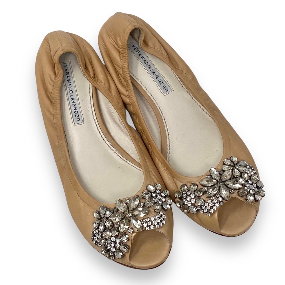 New VERA WANG Lavender Luna Jeweled Peep Toe Ballet Flat Nude Beige Size 7.5